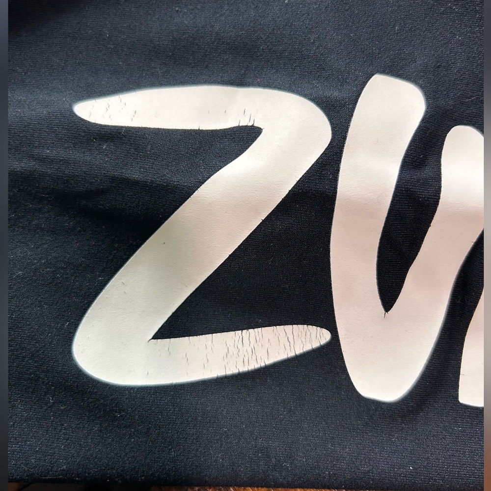 Zumba Fitness Basic Black Capri Length Leggings Size XL - Picture 3 of 4
